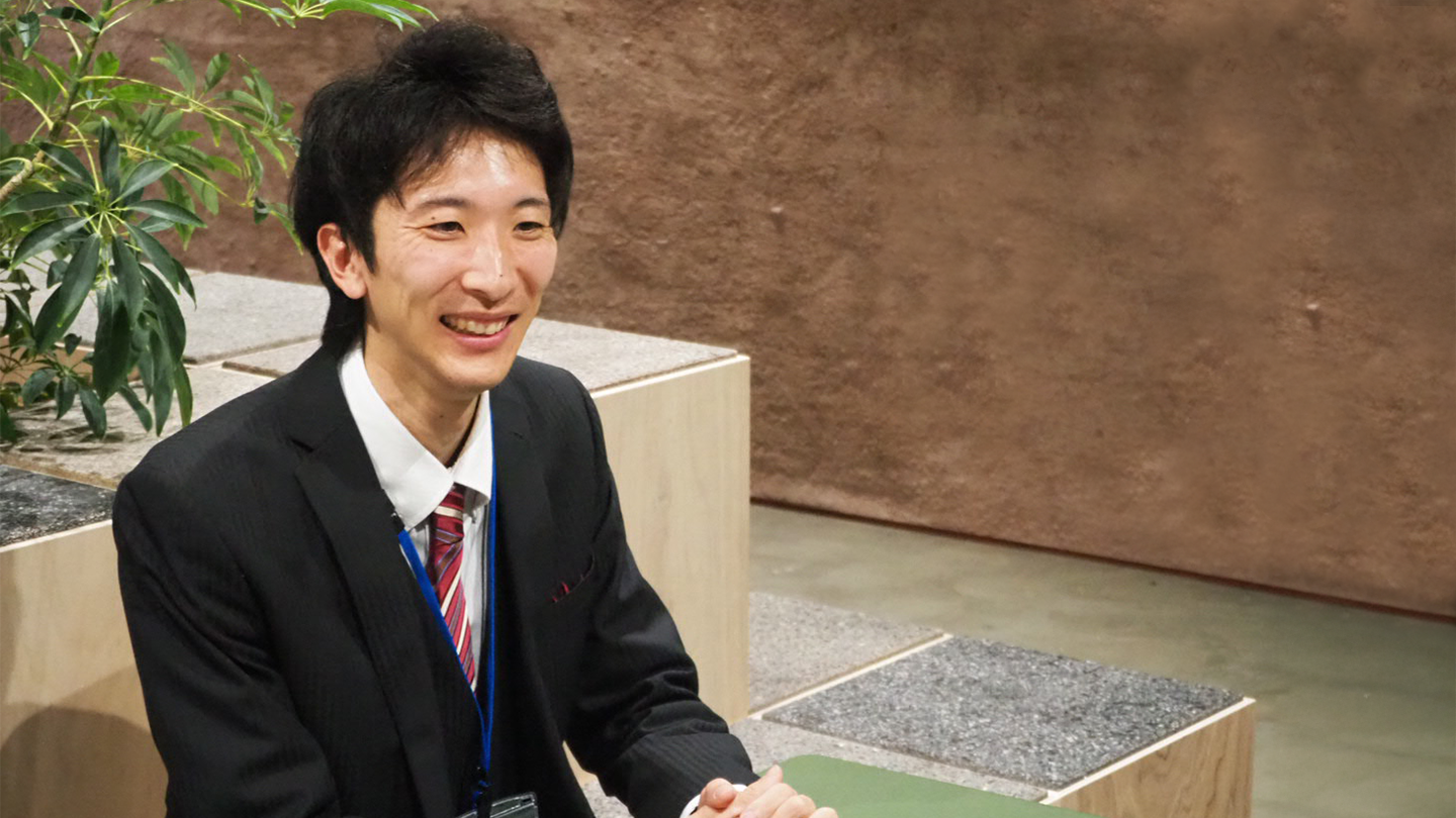 陸上選手・ホテリエ・研究者。3つの“はたらく”を同時に歩む～はたらくWell-being AWARDS 受賞者の素顔～【赤松 諒一】